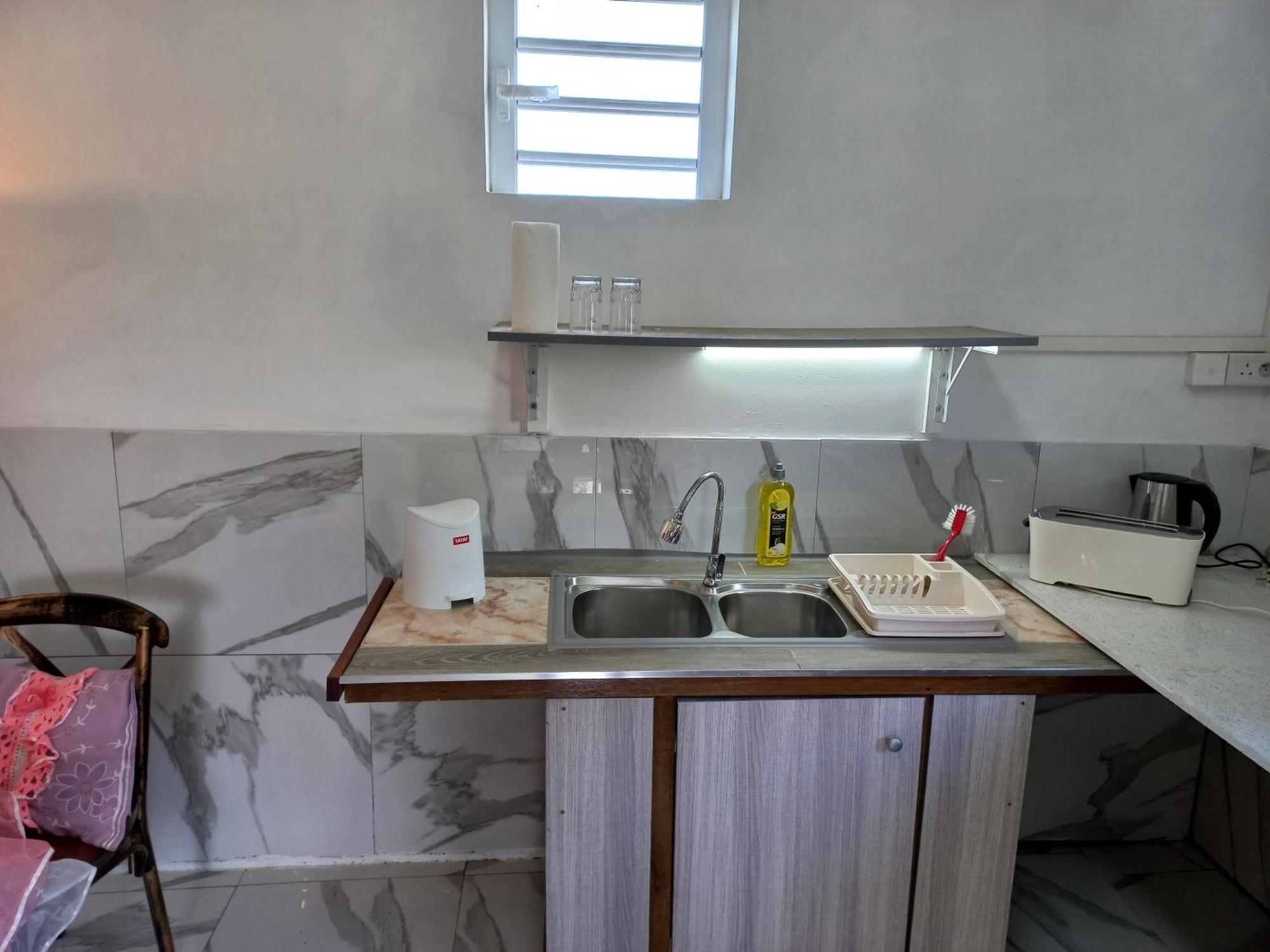 Open Air Cafe & Apartments Порт-Луи Номер фото